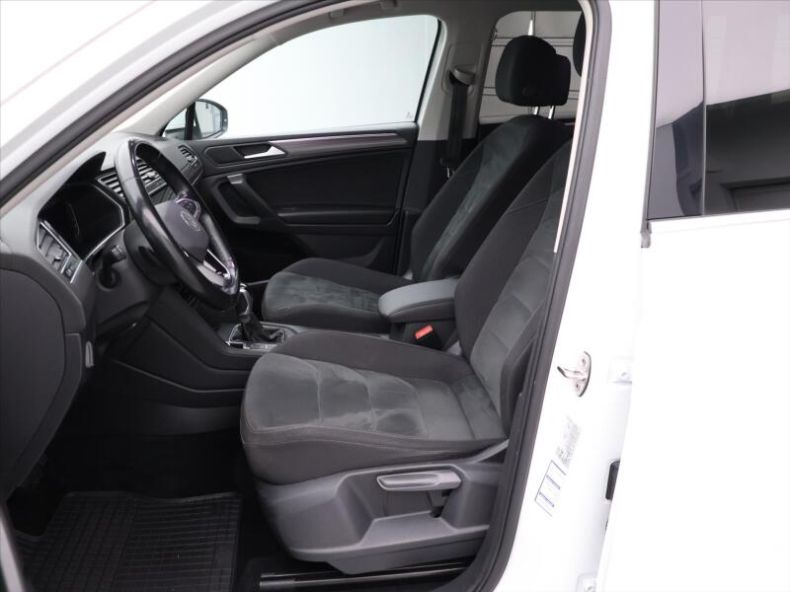 Volkswagen Tiguan - hlavní fotka