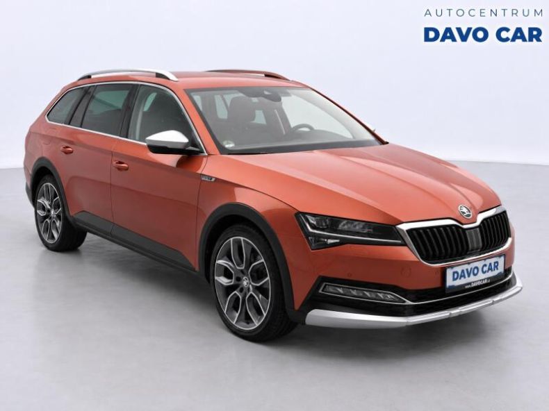 Škoda Superb - hlavní foto