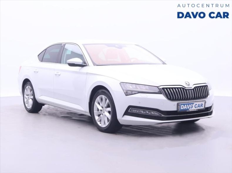 Škoda Superb - hlavní foto