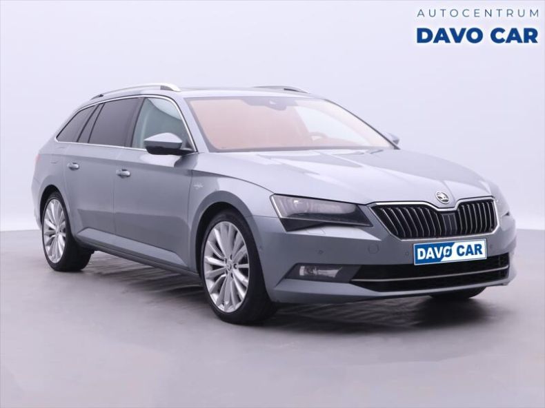 Škoda Superb - hlavní foto