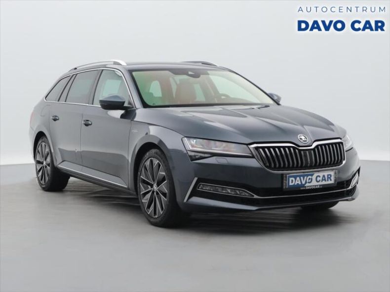 Škoda Superb - hlavní foto