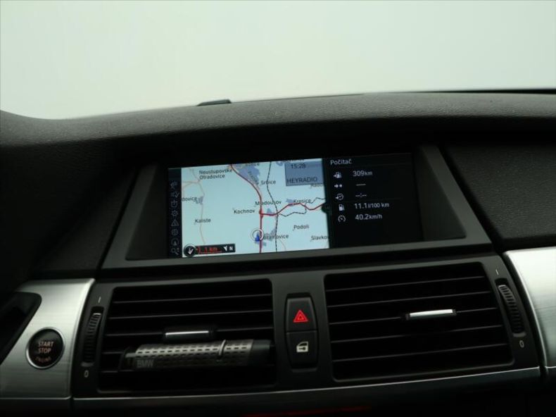 BMW X6 - hlavní fotka
