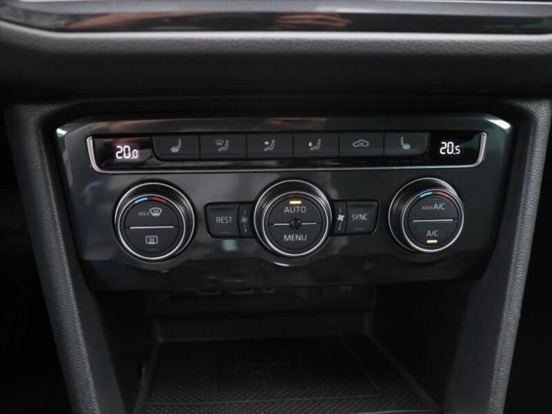 Volkswagen Tiguan - hlavní fotka