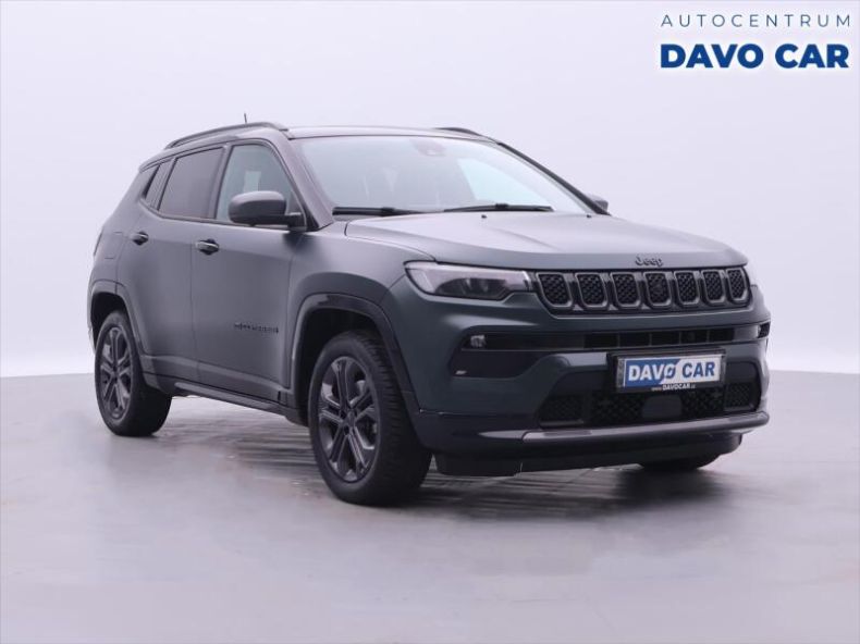 Jeep Compass - hlavní foto