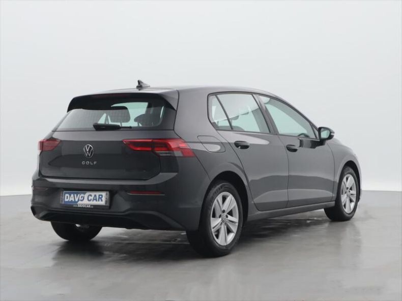 Volkswagen Golf - hlavní fotka
