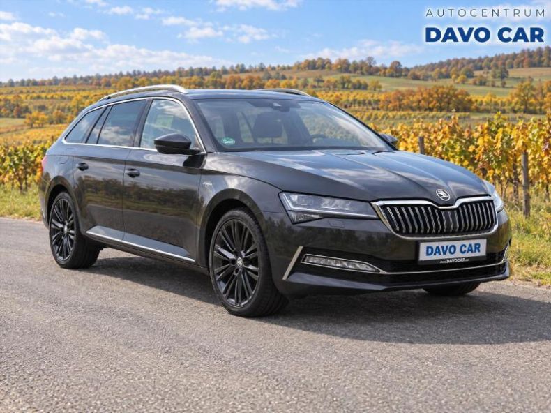 Škoda Superb - hlavní foto