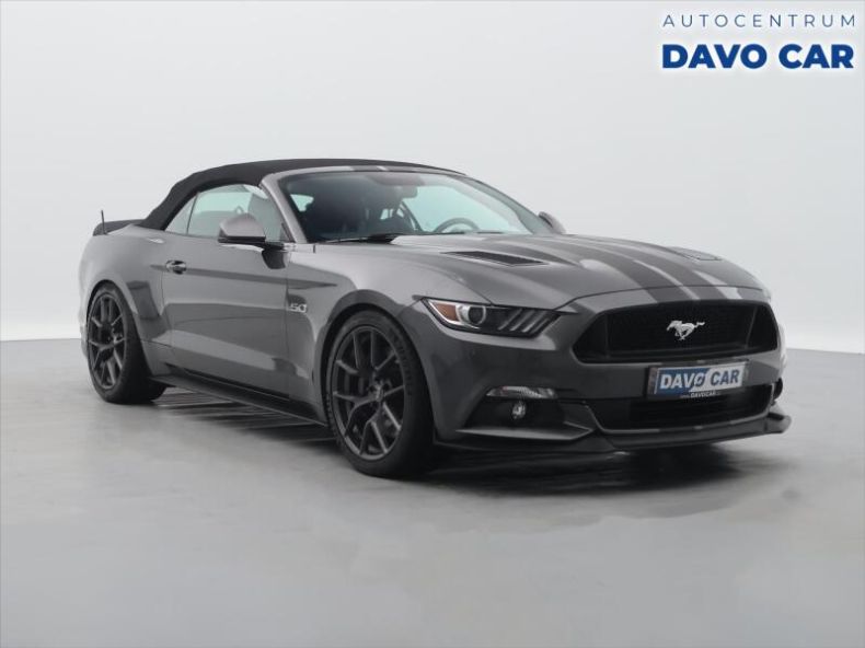 Ford Mustang - hlavní foto