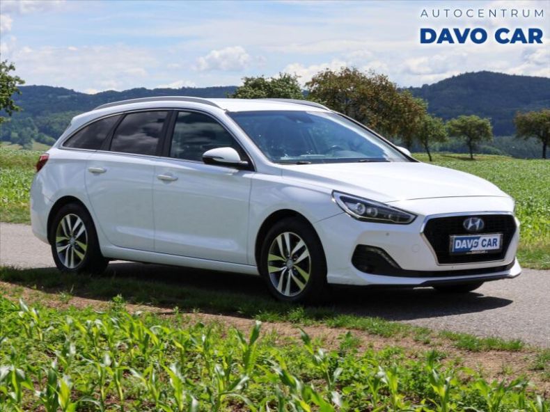 Hyundai i30 - hlavní foto