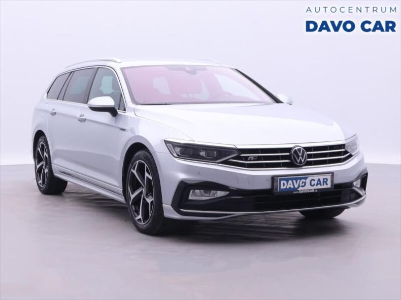 Volkswagen Passat - hlavní foto