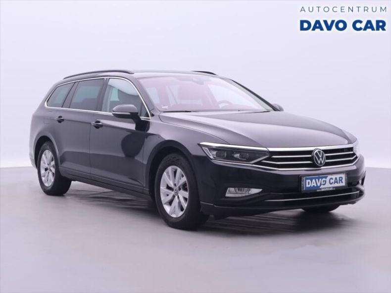 Volkswagen Passat - hlavní foto