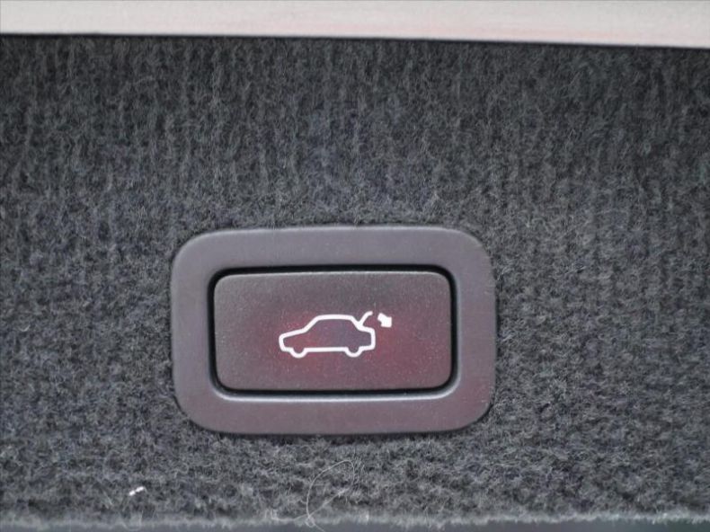 Volvo V70 - hlavní fotka