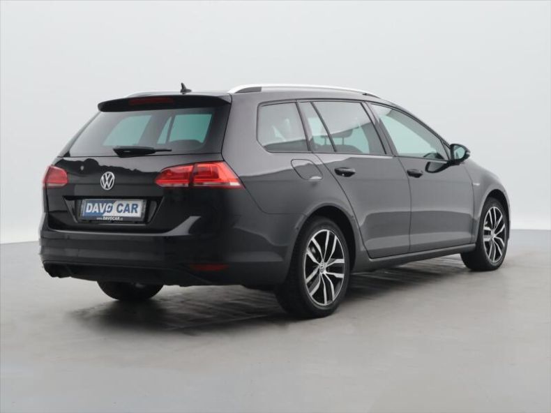 Volkswagen Golf - hlavní fotka