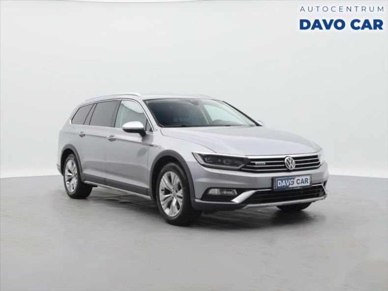 Volkswagen Passat - hlavní foto
