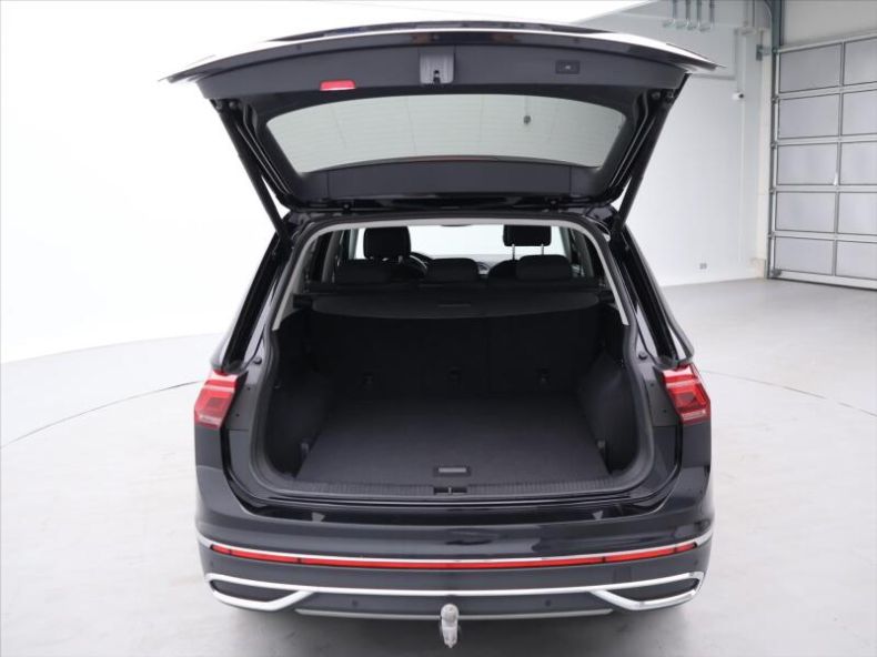 Volkswagen Tiguan - hlavní fotka