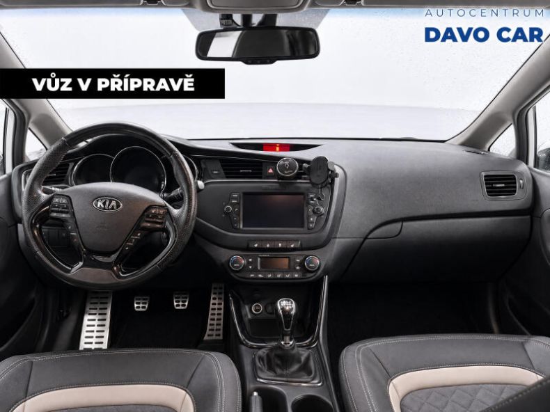 Kia Cee'd - hlavní fotka
