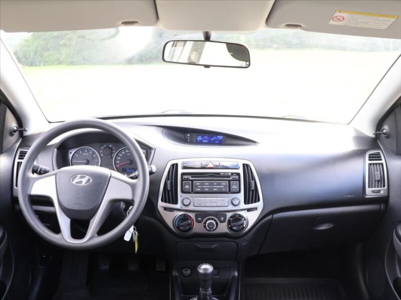 Hyundai i20 - hlavní fotka