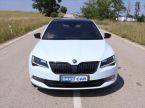 Škoda Superb - fotka číslo 1