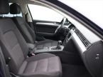 Volkswagen Passat - fotka číslo 11
