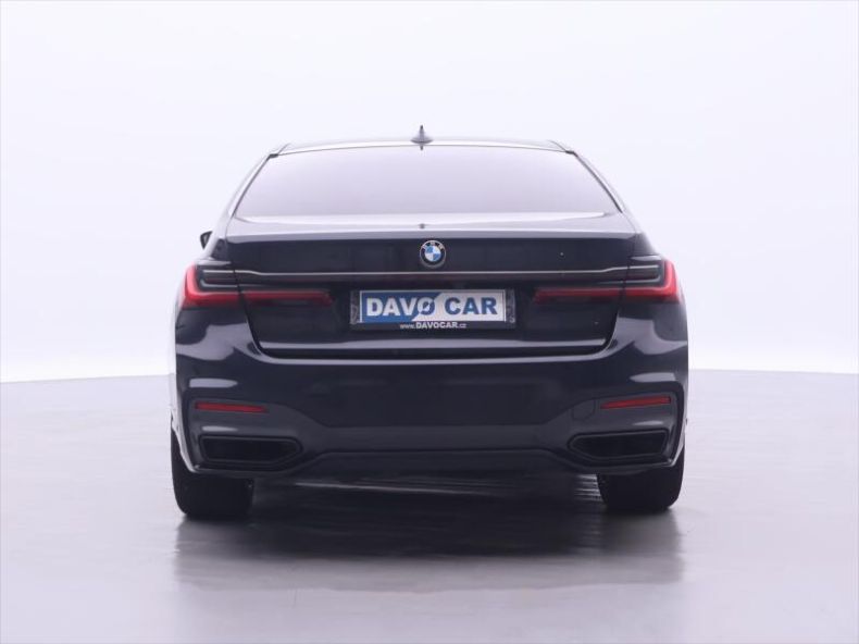 BMW Řada 7 - hlavní fotka