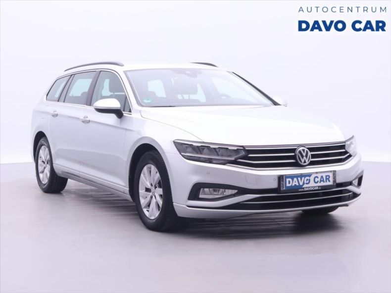 Volkswagen Passat - hlavní foto