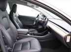 Tesla Model 3 - fotka číslo 11