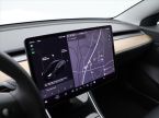 Tesla Model 3 - fotka číslo 14