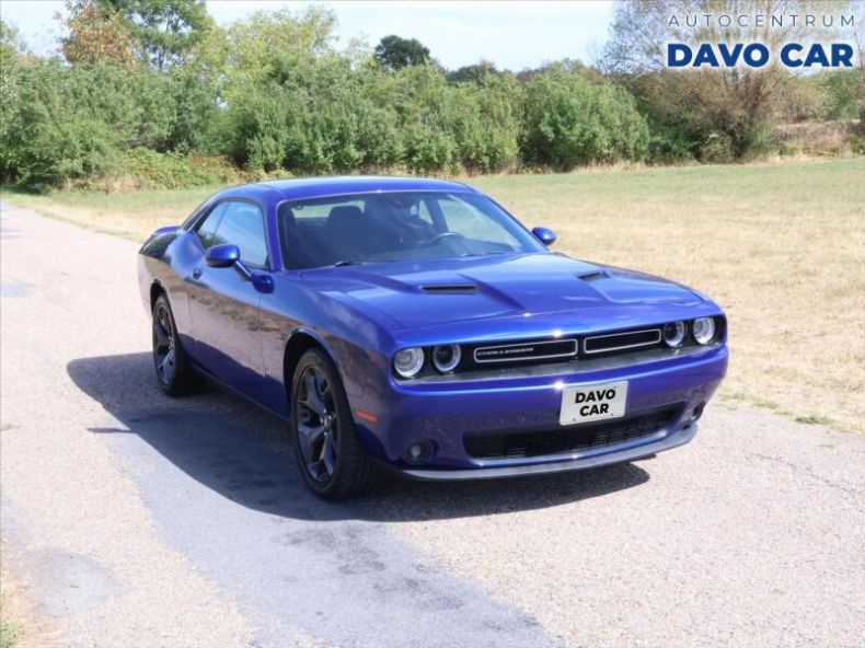 Dodge Challenger - hlavní foto