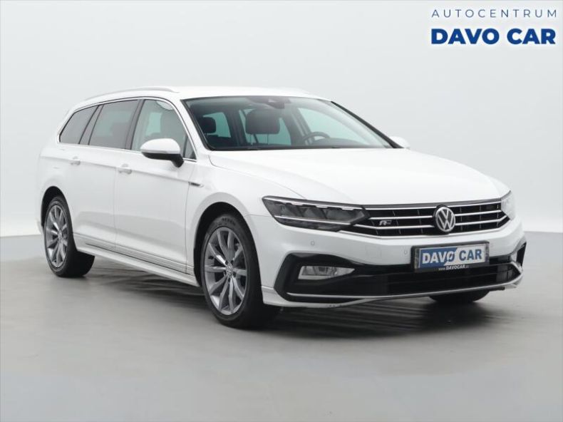 Volkswagen Passat - hlavní foto
