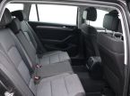 Volkswagen Passat - fotka číslo 11