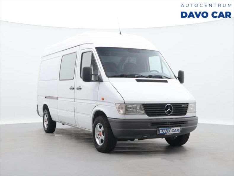 Mercedes Sprinter - hlavní foto