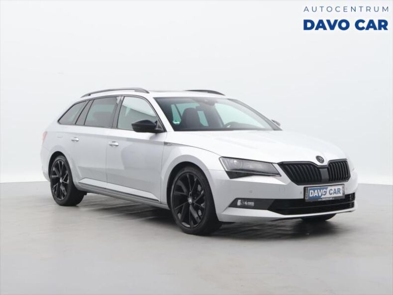 Škoda Superb - hlavní foto