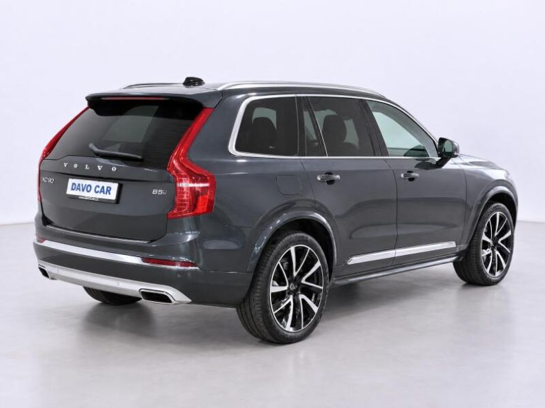 Volvo XC90 - hlavní fotka