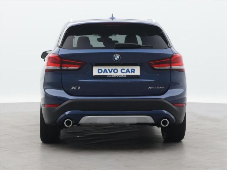 BMW X1 - hlavní foto