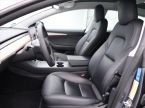 Tesla Model 3 - fotka číslo 10