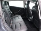 Tesla Model 3 - fotka číslo 12
