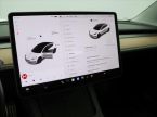 Tesla Model 3 - fotka číslo 17