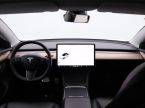 Tesla Model 3 - fotka číslo 19