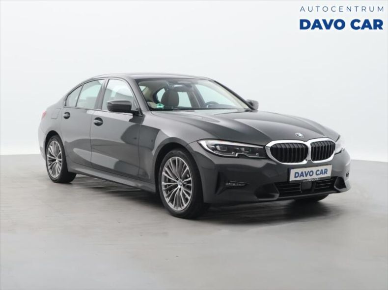 BMW Řada 3 - hlavní foto