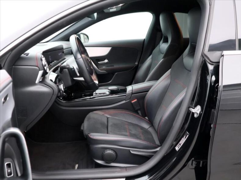 Mercedes Třída CLA - hlavní fotka