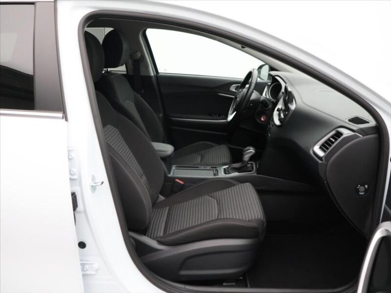 Kia Cee'd - hlavní fotka