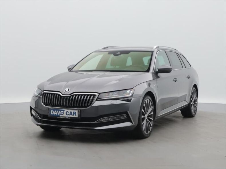 Škoda Superb - hlavní fotka