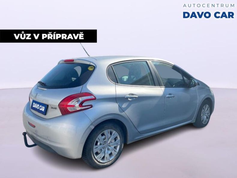 Peugeot 208 - hlavní fotka