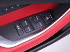 Jaguar XE - fotka číslo 17