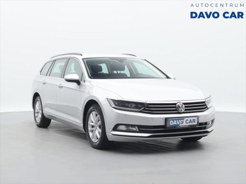 Volkswagen Passat - hlavní fotka inzerátu