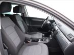 Volkswagen Passat - fotka číslo 10