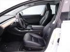 Tesla Model 3 - fotka číslo 10