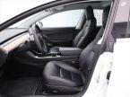 Tesla Model 3 - fotka číslo 10