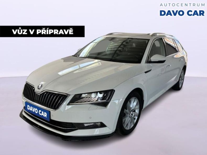 Škoda Superb - hlavní foto