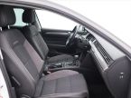 Volkswagen Passat - fotka číslo 11