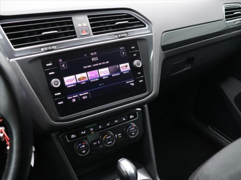 Volkswagen Tiguan - hlavní fotka
